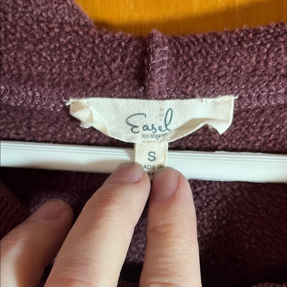 Easel Maroon Hoodie - Picture 2 of 5